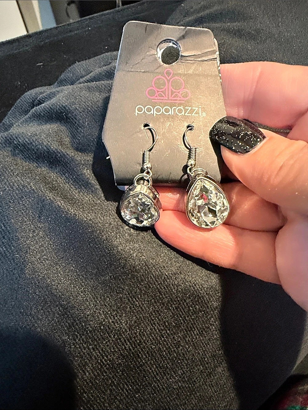 paparazzi Silver Dangle Earrings NWT